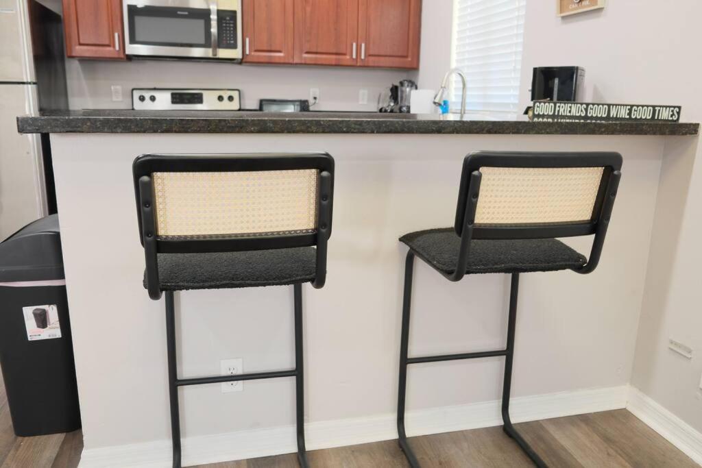 Apartment Stylish Town House 5 Minutes From Downtown Lauderdale! *