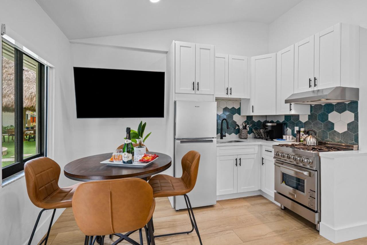 The Freedom House • Urban Oasis • Eclectic Retreat *