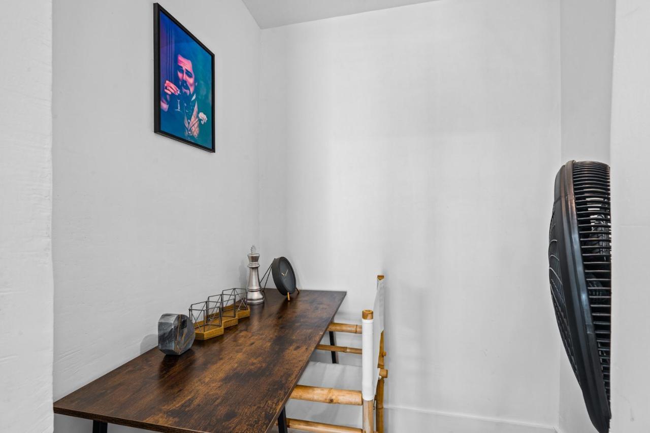 The Freedom House • Urban Oasis • Eclectic Retreat Holiday home Fort Lauderdale