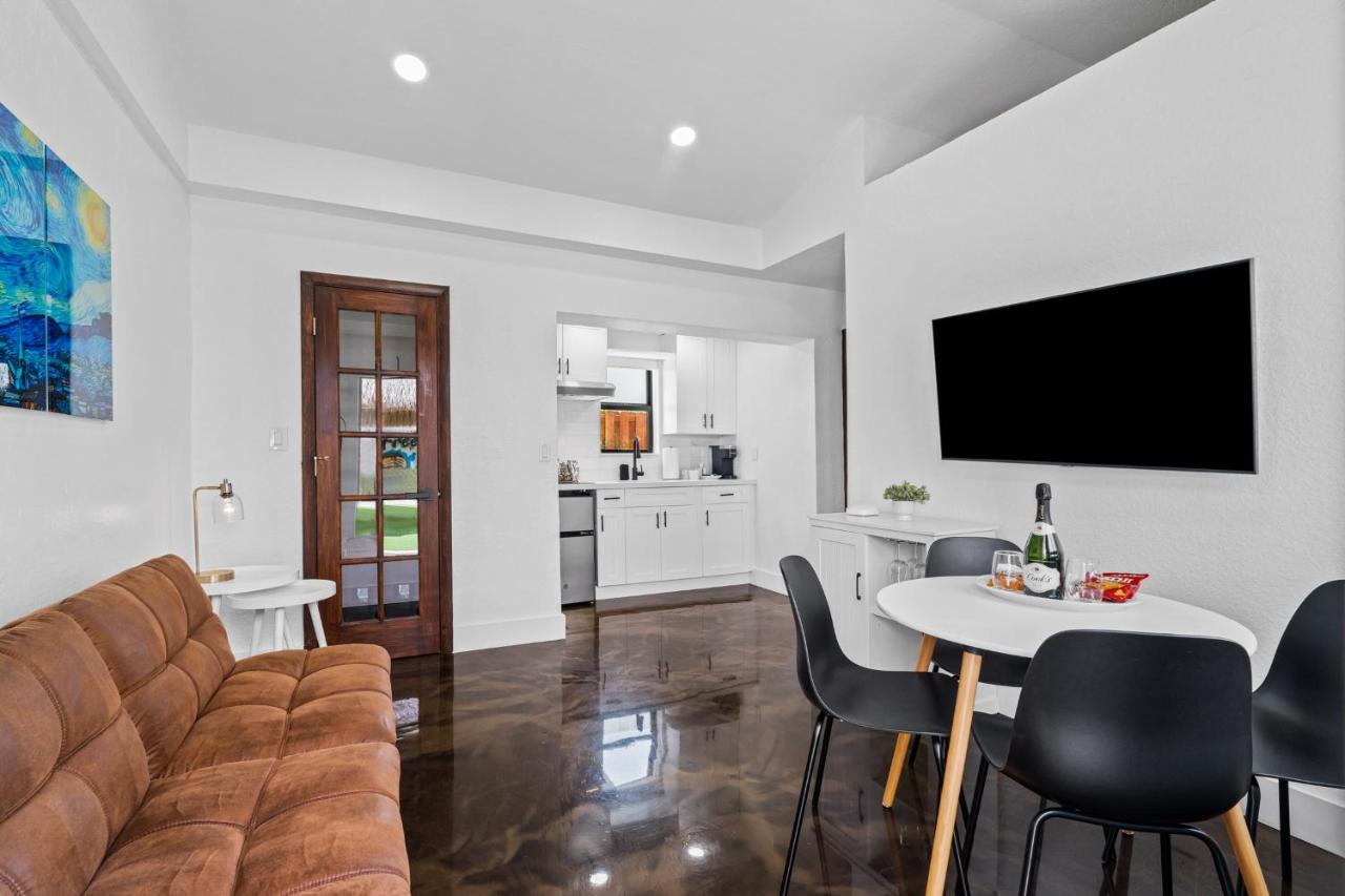 The Freedom House • Urban Oasis • Eclectic Retreat Holiday home Fort Lauderdale