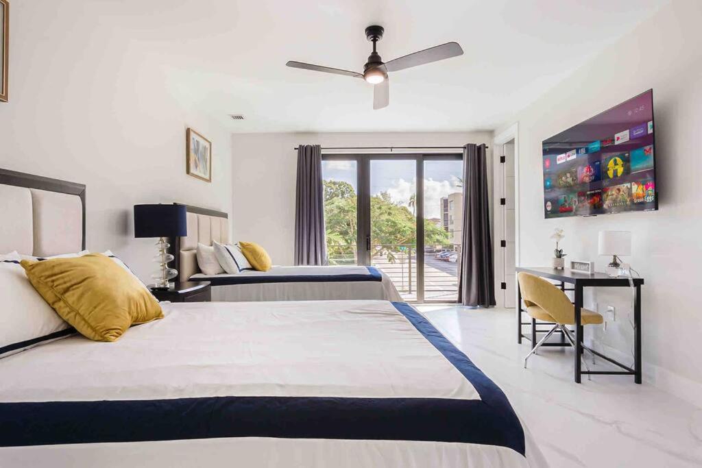Luxury Paradise Walk To Olas -5 Mins To Fort Lauderdale