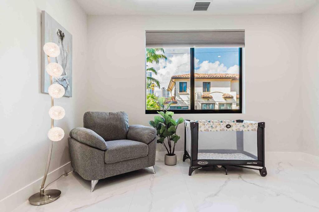 Holiday home Luxury Paradise Walk To Olas -5 Mins To