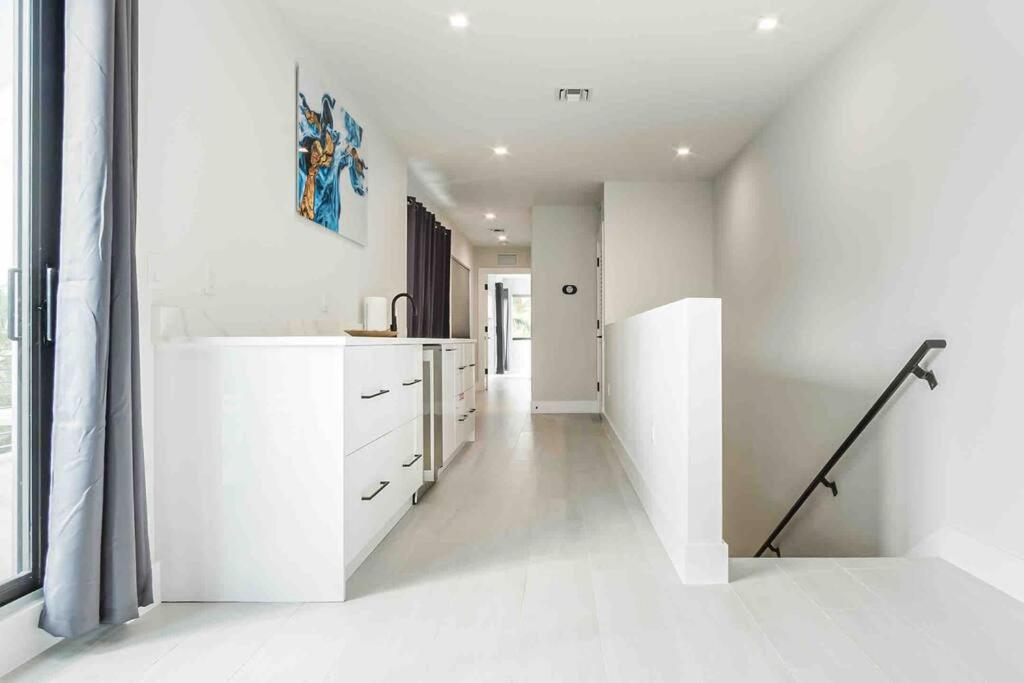 Holiday home Luxury Paradise Walk To Olas -5 Mins To Fort Lauderdale