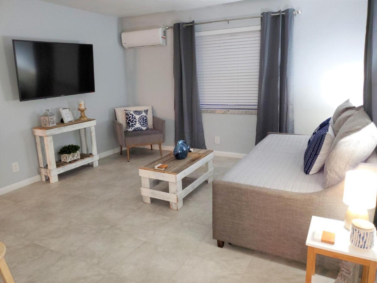 Lauderdale One-bedroom Fort Lauderdale