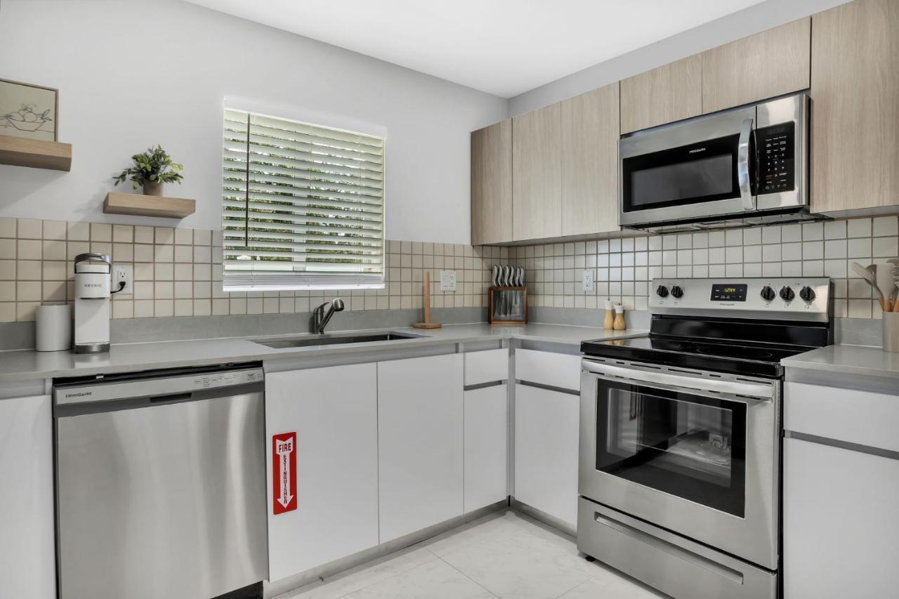 Sistrunk Shades #1 - Brand New Townhomes Downtown Lauderdale *