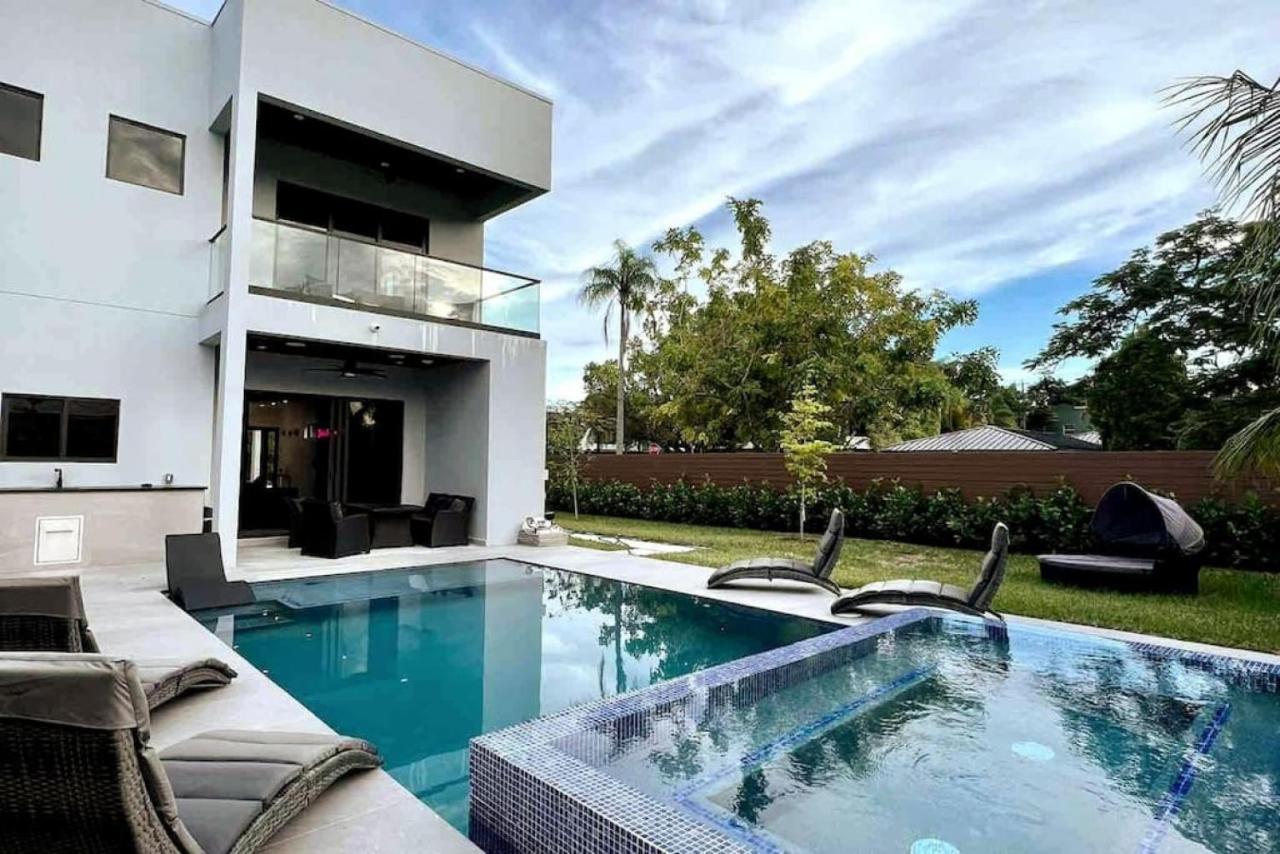 Holiday home The Elements Luxury Lauderdale