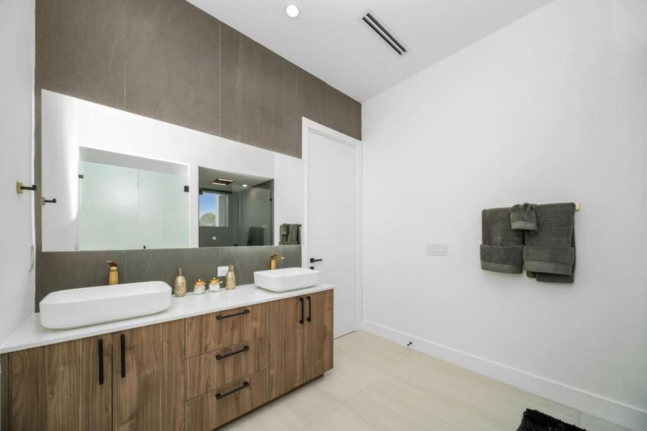 The Elements Luxury Lauderdale Fort Lauderdale