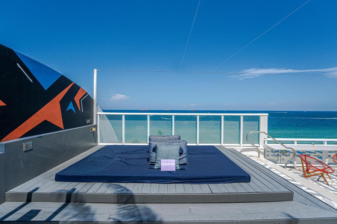 Beachfront-spacious W Aparthotel