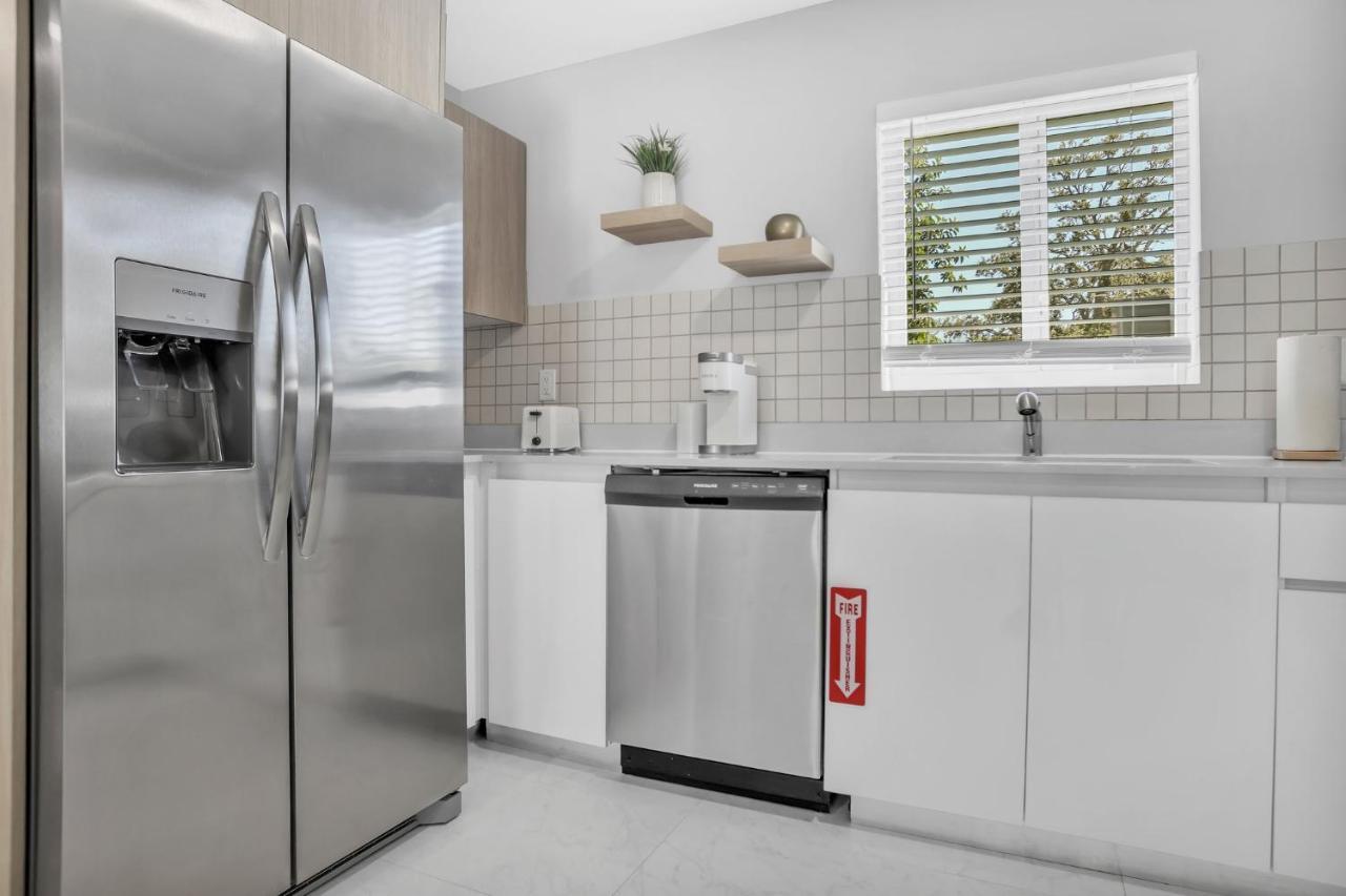 Villa Sistrunk Shades Units #1 & #2 Combined