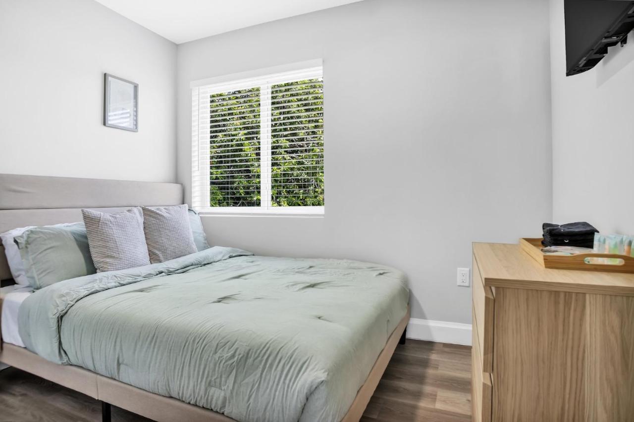 Villa Sistrunk Shades Units #1 & #2 Combined