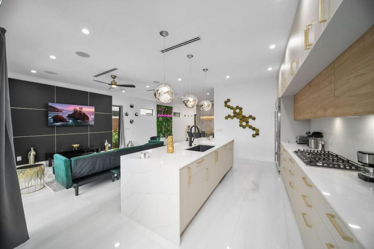 The Elements With 2 Pools Holiday home Fort Lauderdale