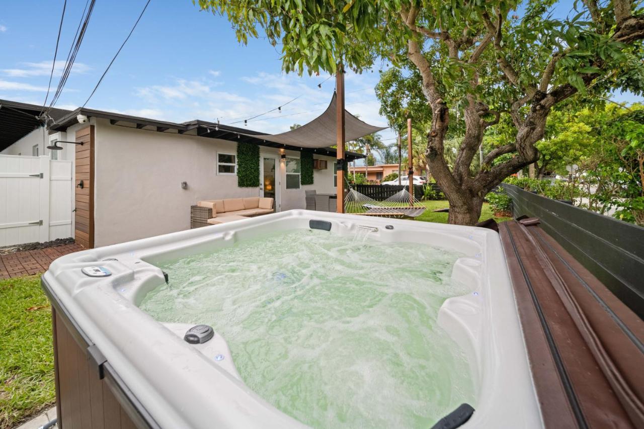 Mango Lovers Zen Retreat W Hot Tub *