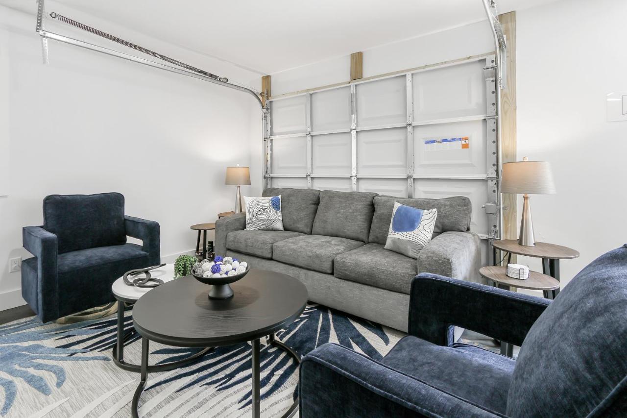Pool, Game Room, Near * Fort Lauderdale