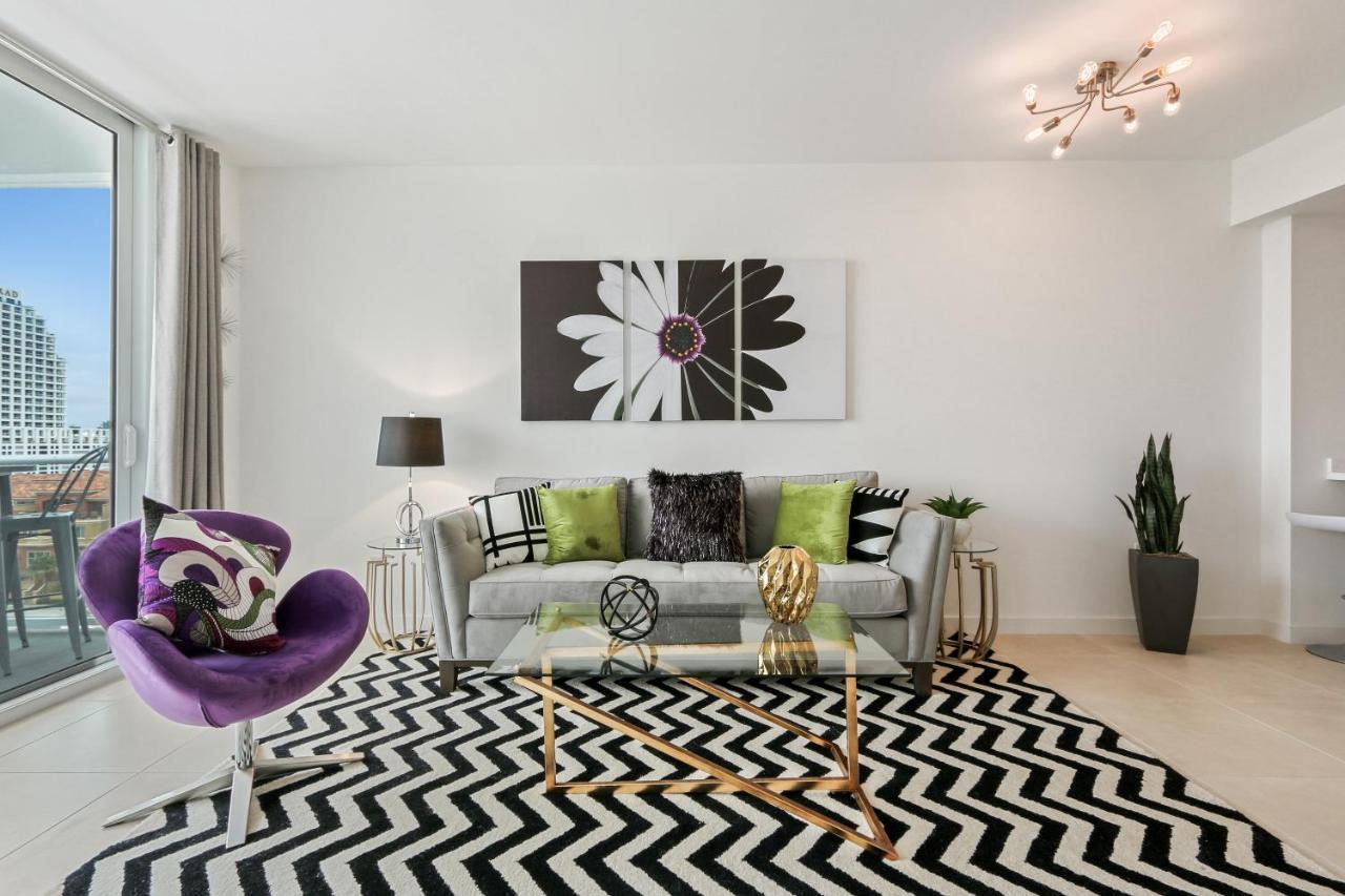 7th Fl, Modern, Pool, Gym Holiday home Fort Lauderdale