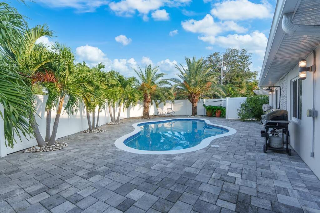 3 Mi To + Heated Pool + Grill Apartment Fort Lauderdale