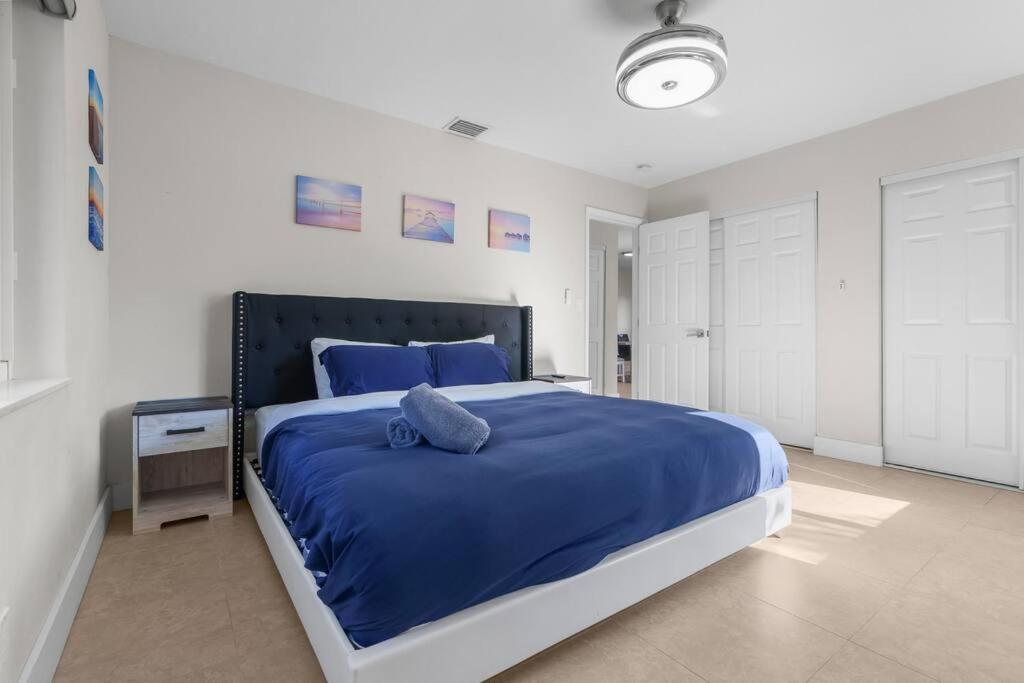 Apartment 3 Mi To + Heated Pool + Grill *
