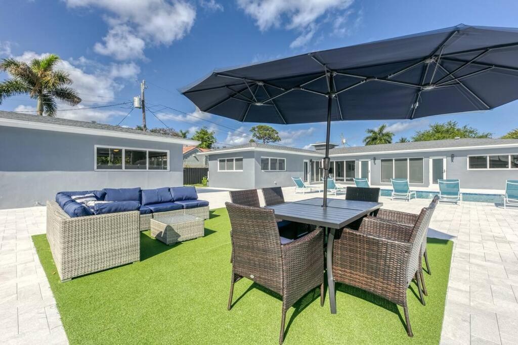 Sunshine Manor 2017-2 Fort Lauderdale