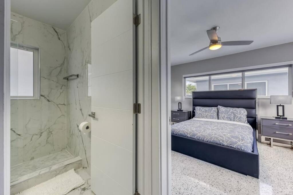 Apartment Sunshine Manors 2017-3 *
