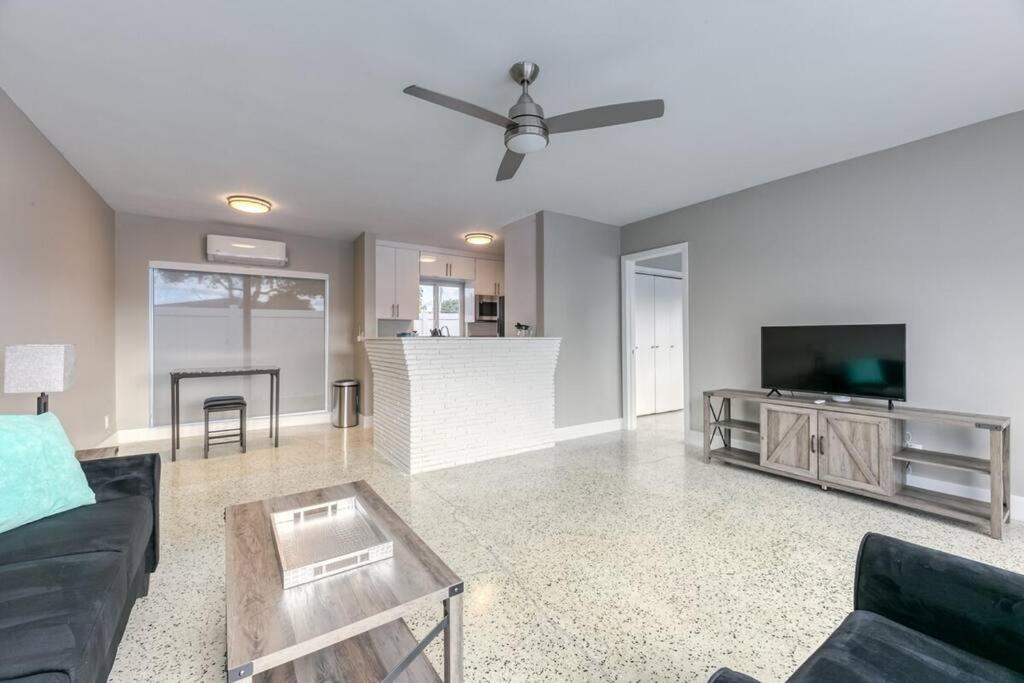 Apartment Sunshine Manor 2025-c *