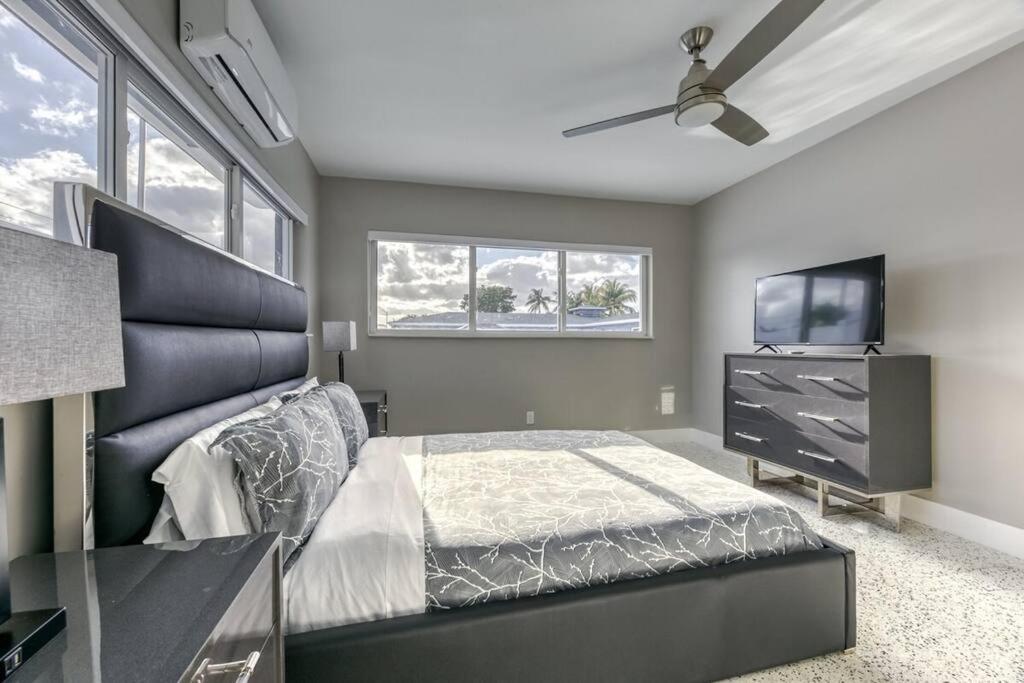 Sunshine Manor 2025-c Apartment Fort Lauderdale