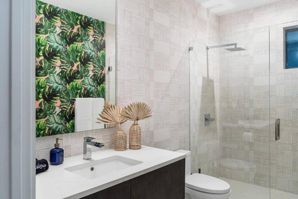 Holiday home Heated Saltwater Pool, Arcades, Golf - 5min To Olas Boulevard *