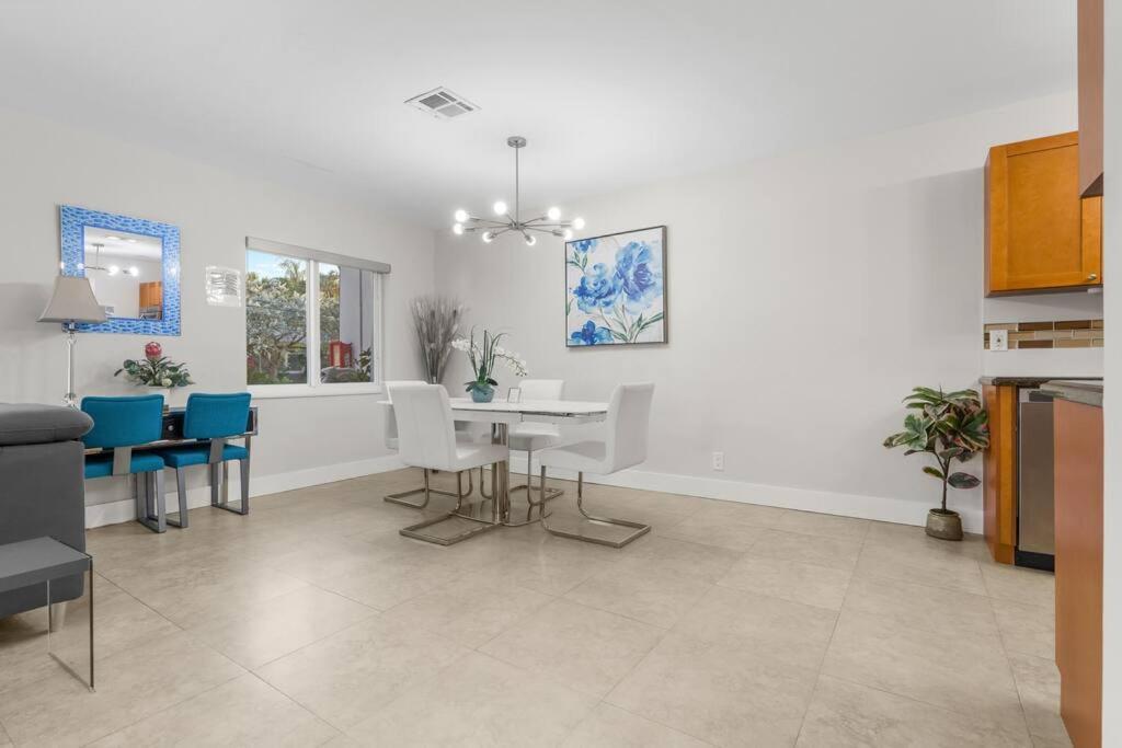 Apartment Renovated + 2mi From + Heated Pool +grill *