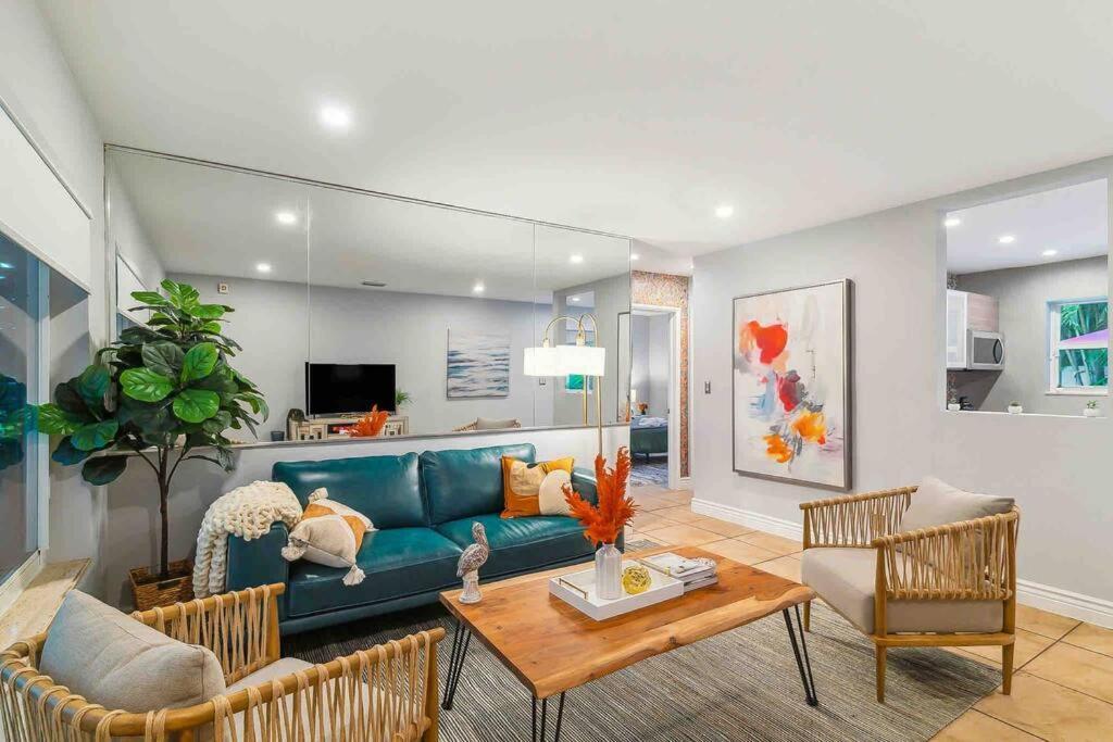 Private Oasis With Pool Near Beaches, Dining & Olas Holiday home
