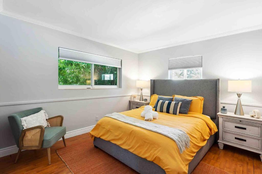 Holiday home Private Oasis With Pool Near Beaches, Dining & Olas *