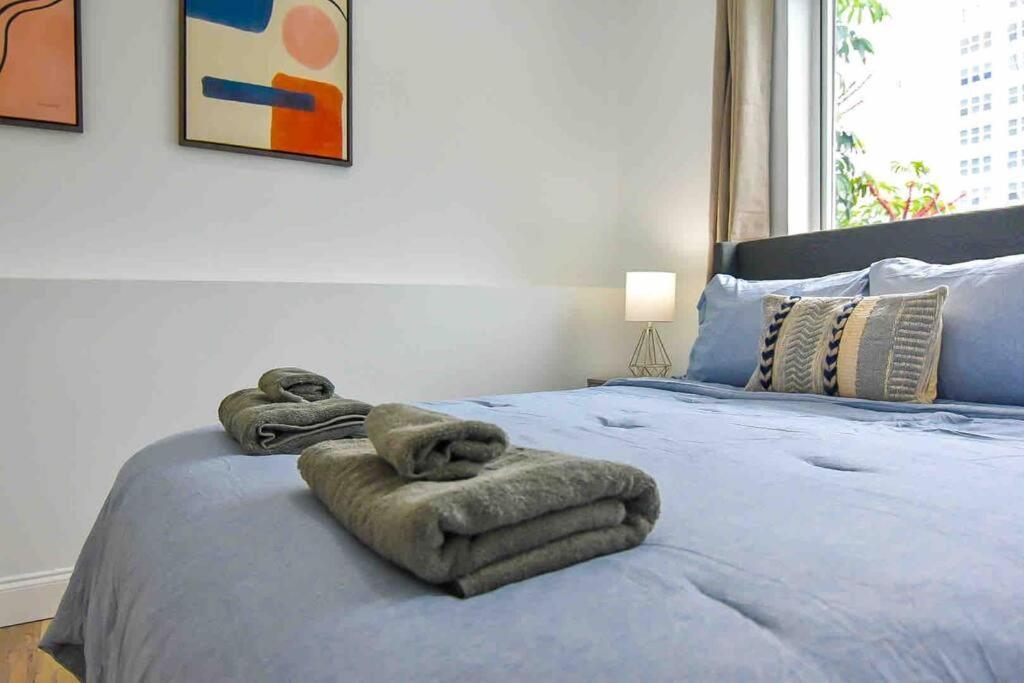 Seaside Escape Steps To Beach, Dining, Shopping And Olas! *