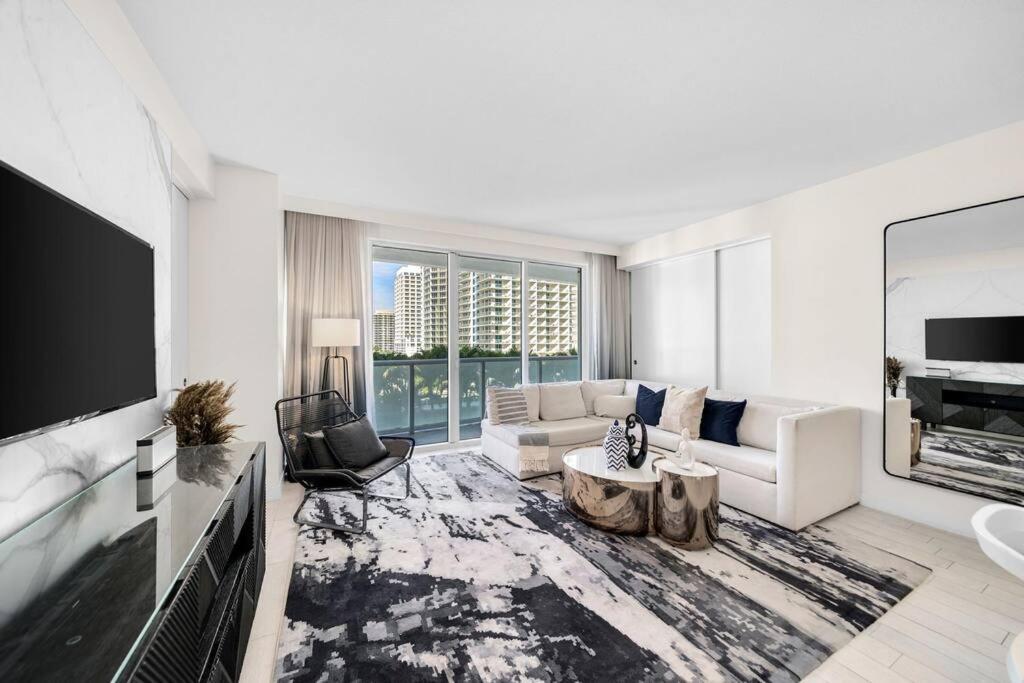 Apartment W Ft Lauderdale Residences By Imd Miami Stunning 2br/2ba Unit *