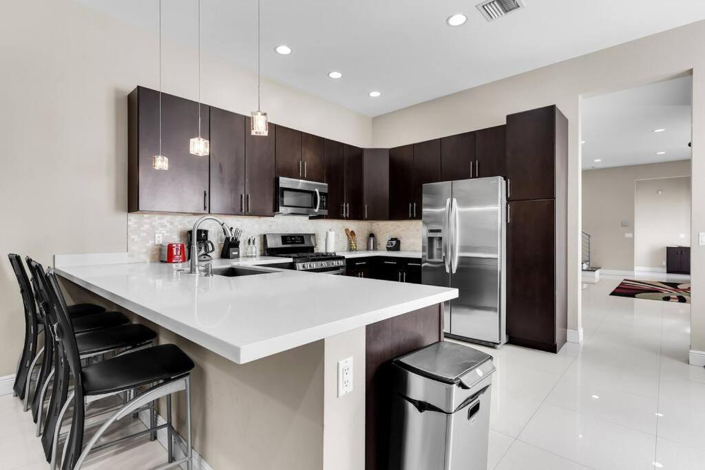 Miami/ft Lauderdale Private Retreat Near Airport.
