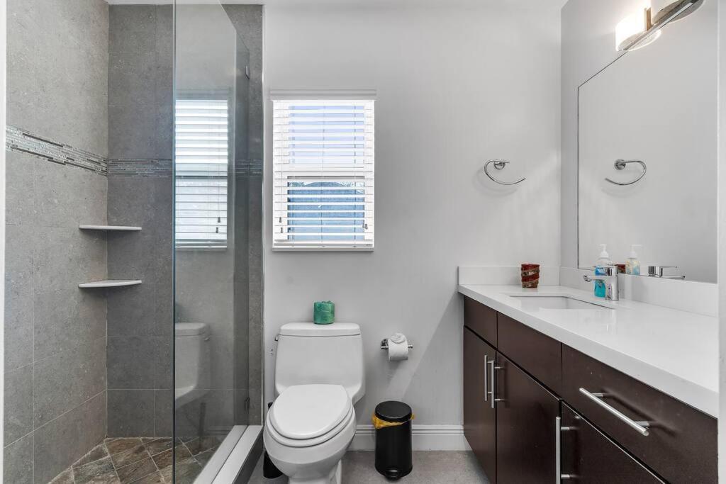 Villa Miami/ft Lauderdale Private Retreat Near Airport.