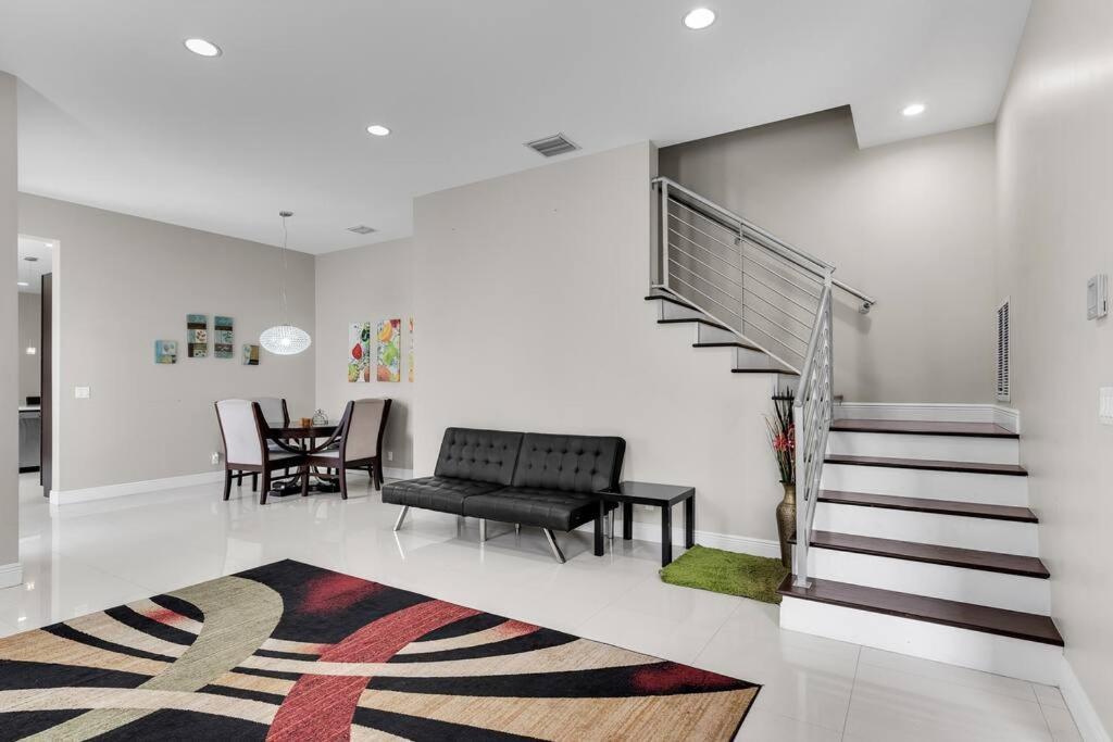 Villa Miami/ft Lauderdale Private Retreat Near Airport. *