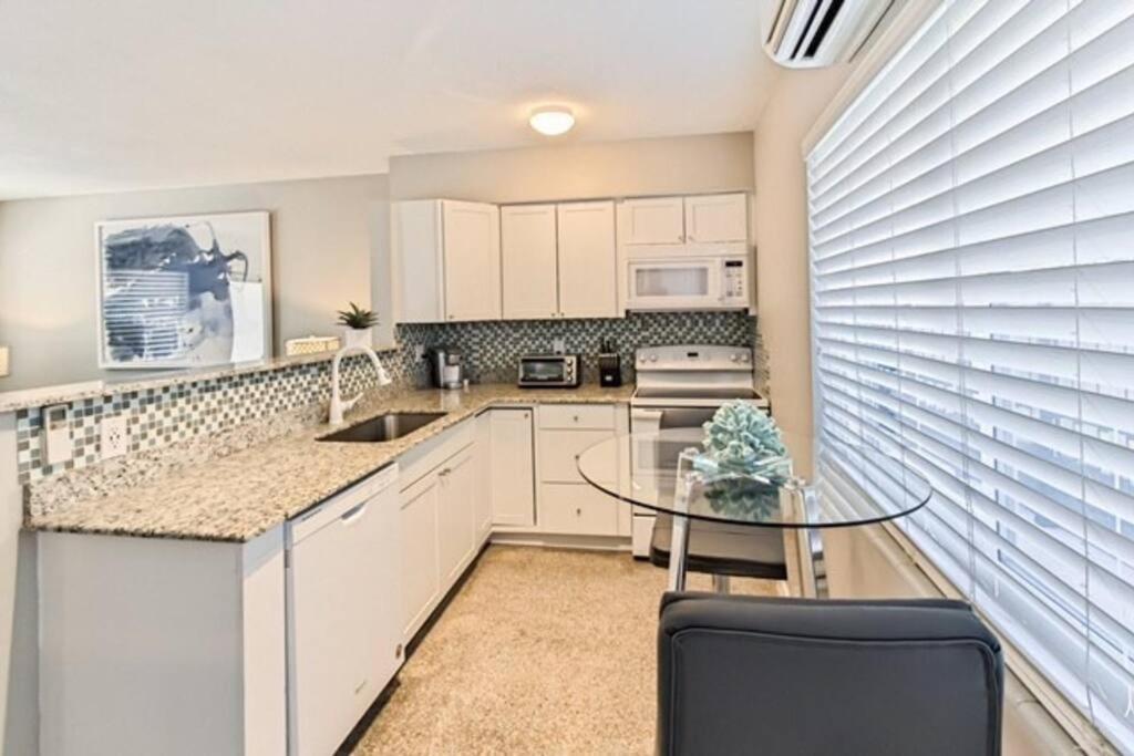 Wiltonplex A Apartment