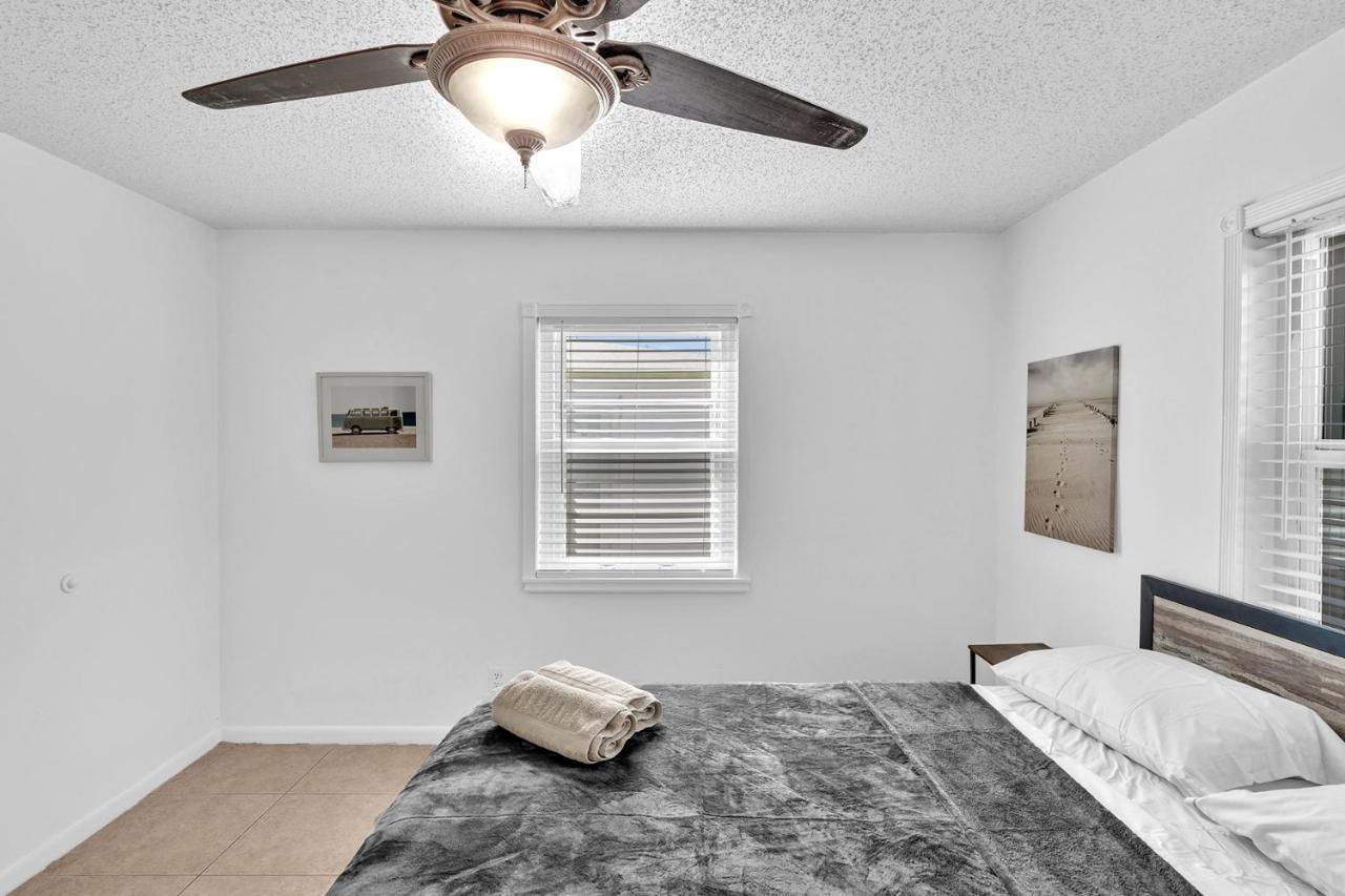3 Bedroom In F Lauderdale Casino & *