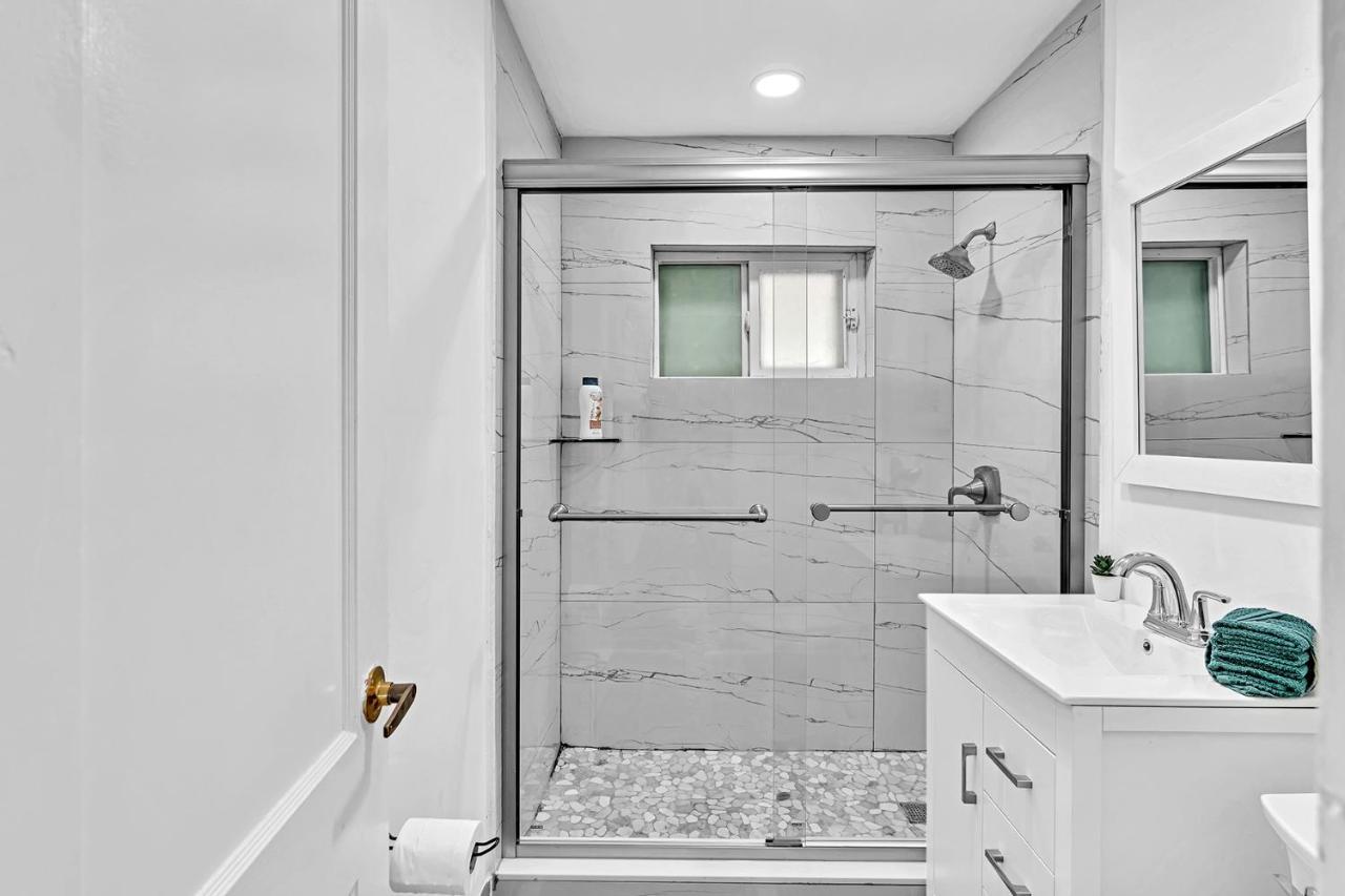 3 Bedroom In F Lauderdale Casino & Fort Lauderdale