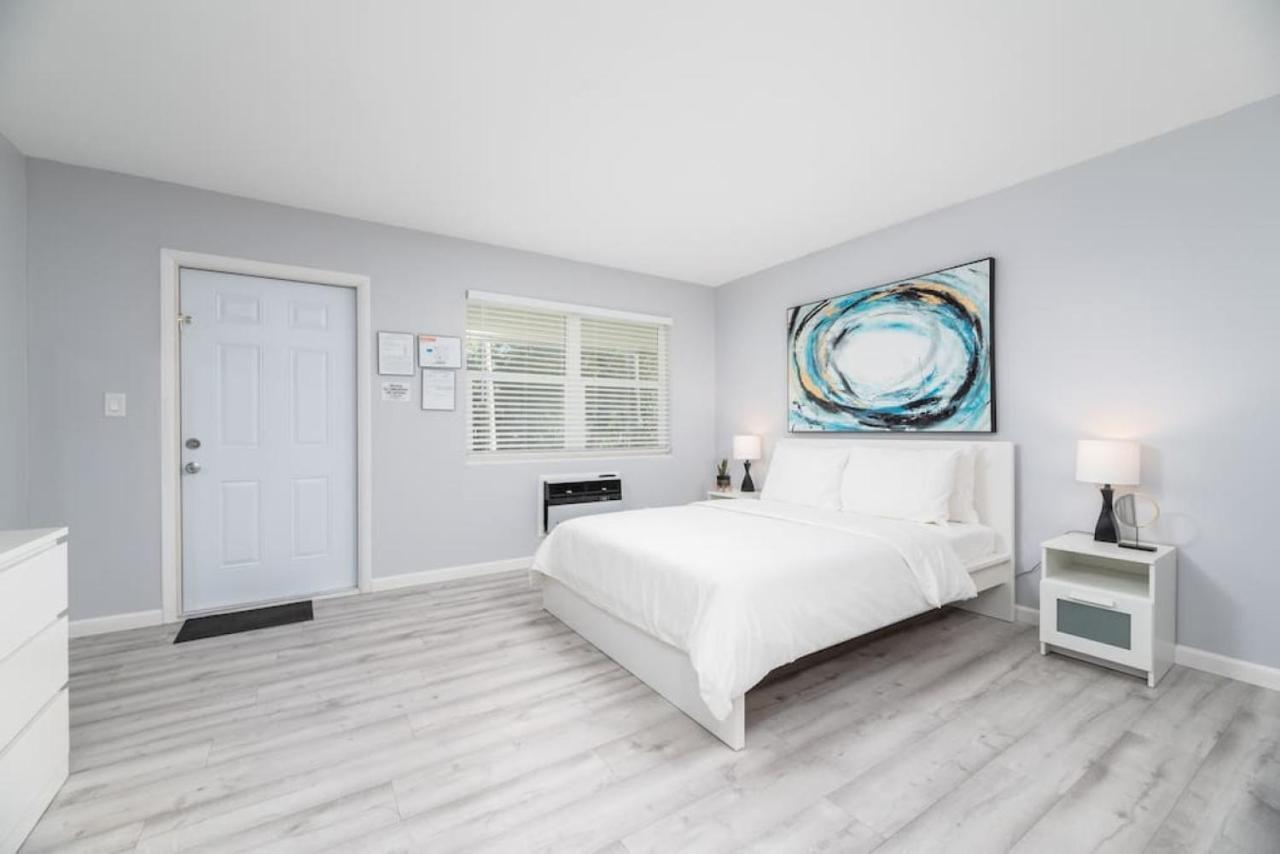 Apartment Just Off Wilton Drive 2