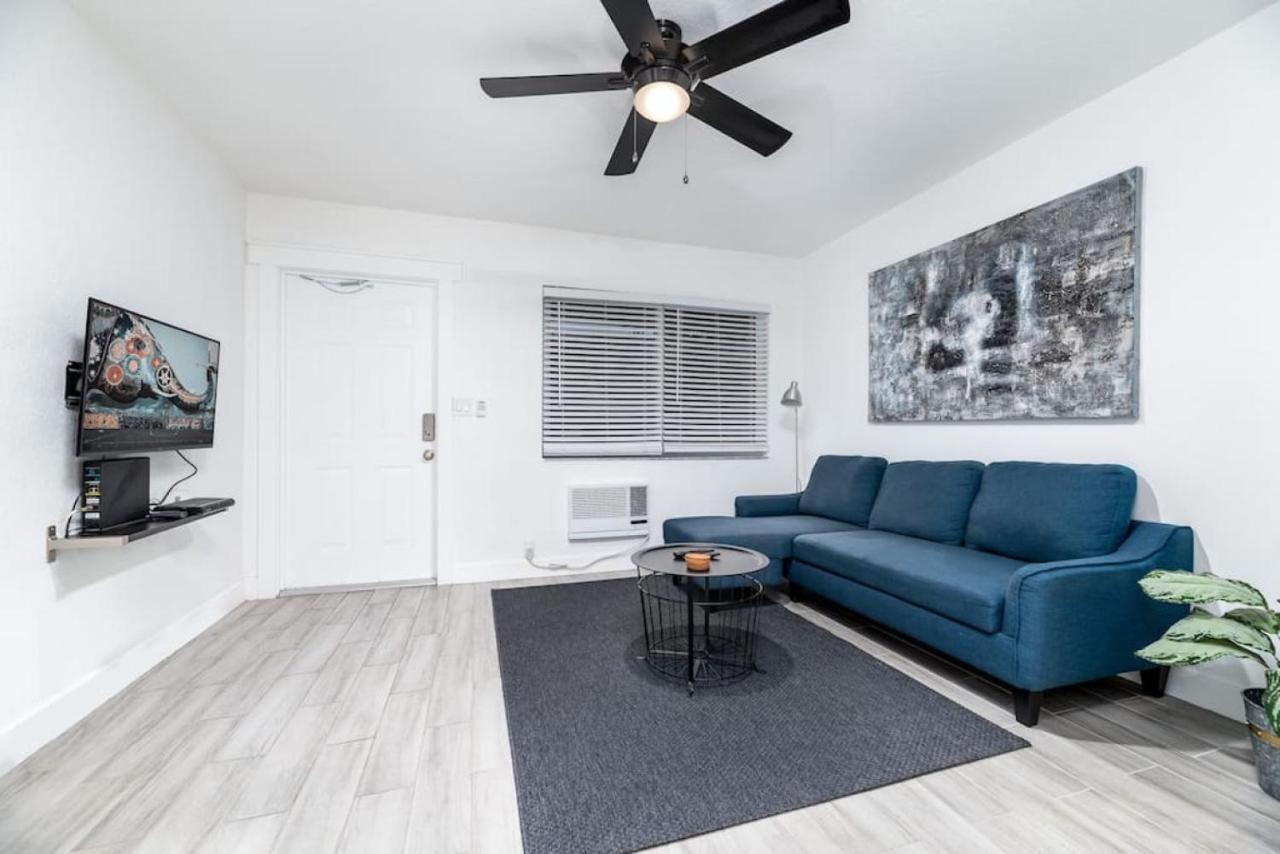 Apartment Comfy At Middle River 2