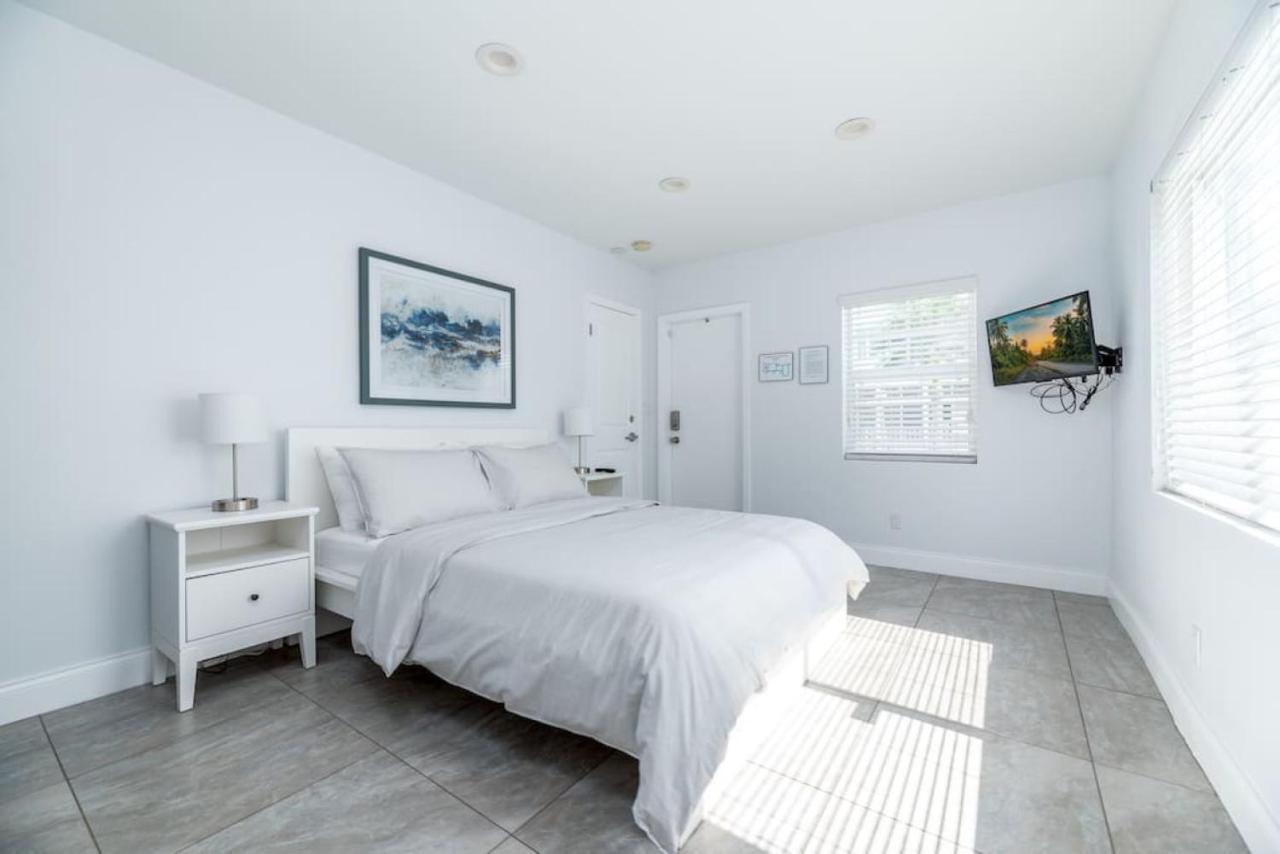 Bayshore Breeze 4 *