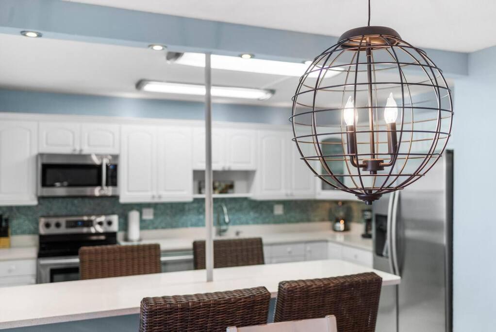 Beachside & Olas Getaway With Pool * Fort Lauderdale