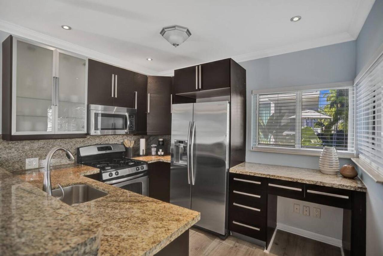 Isles Modern 1br In Lauderdale Fort Lauderdale