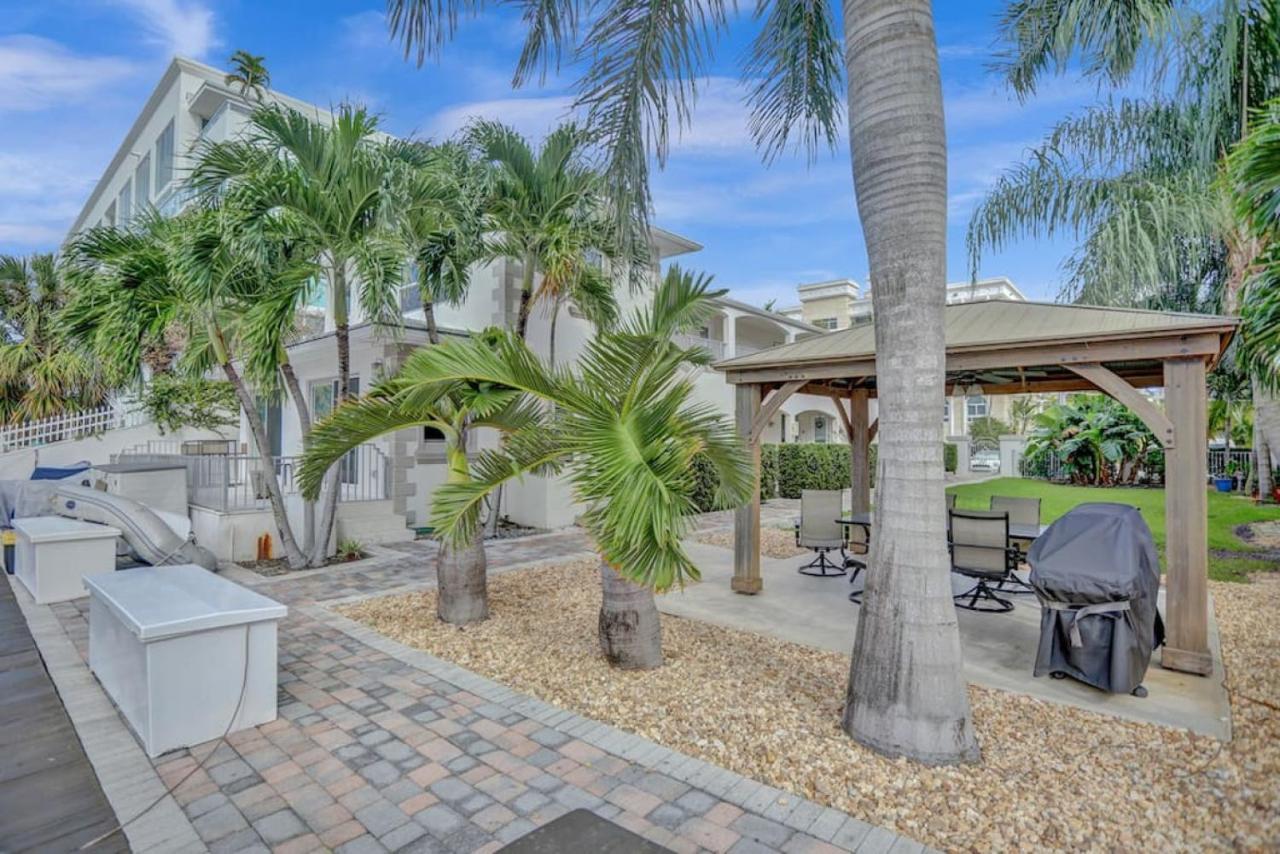 Isles Modern In Lauderdale With Patio Apartment
