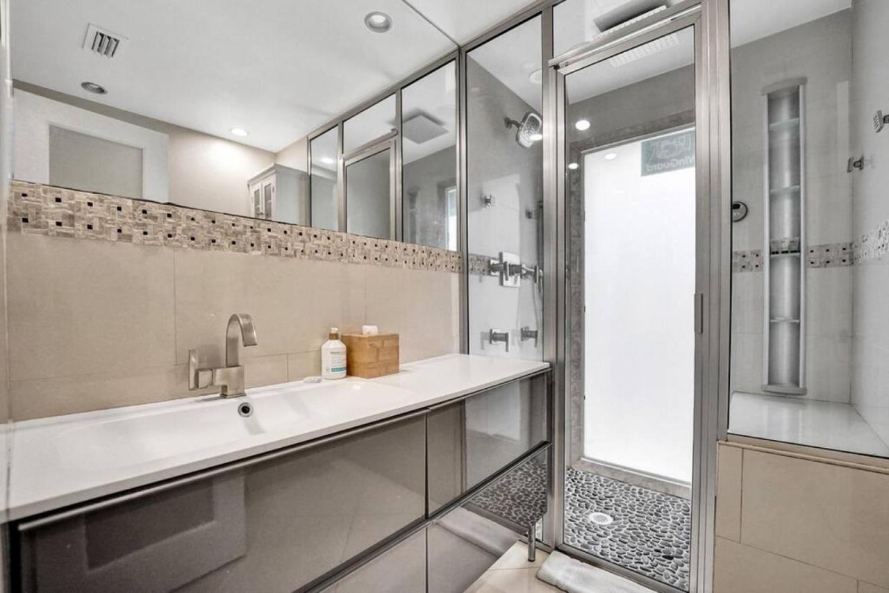 Apartment Isles Modern 1br Waterfront With Patio Fort Lauderdale