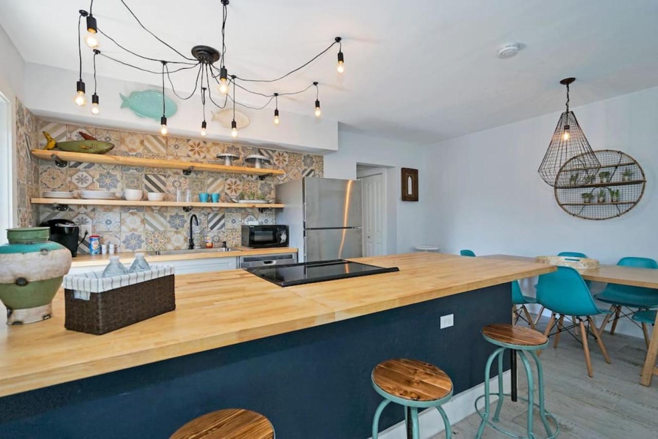 Oasis With Playstation, Bbq, And Baby Gear Apartment Fort Lauderdale