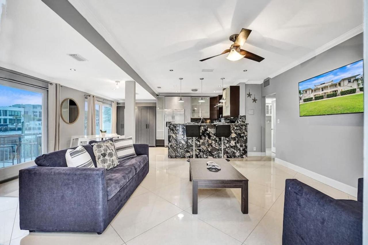 Isles Modern 1br Waterfront With Patio