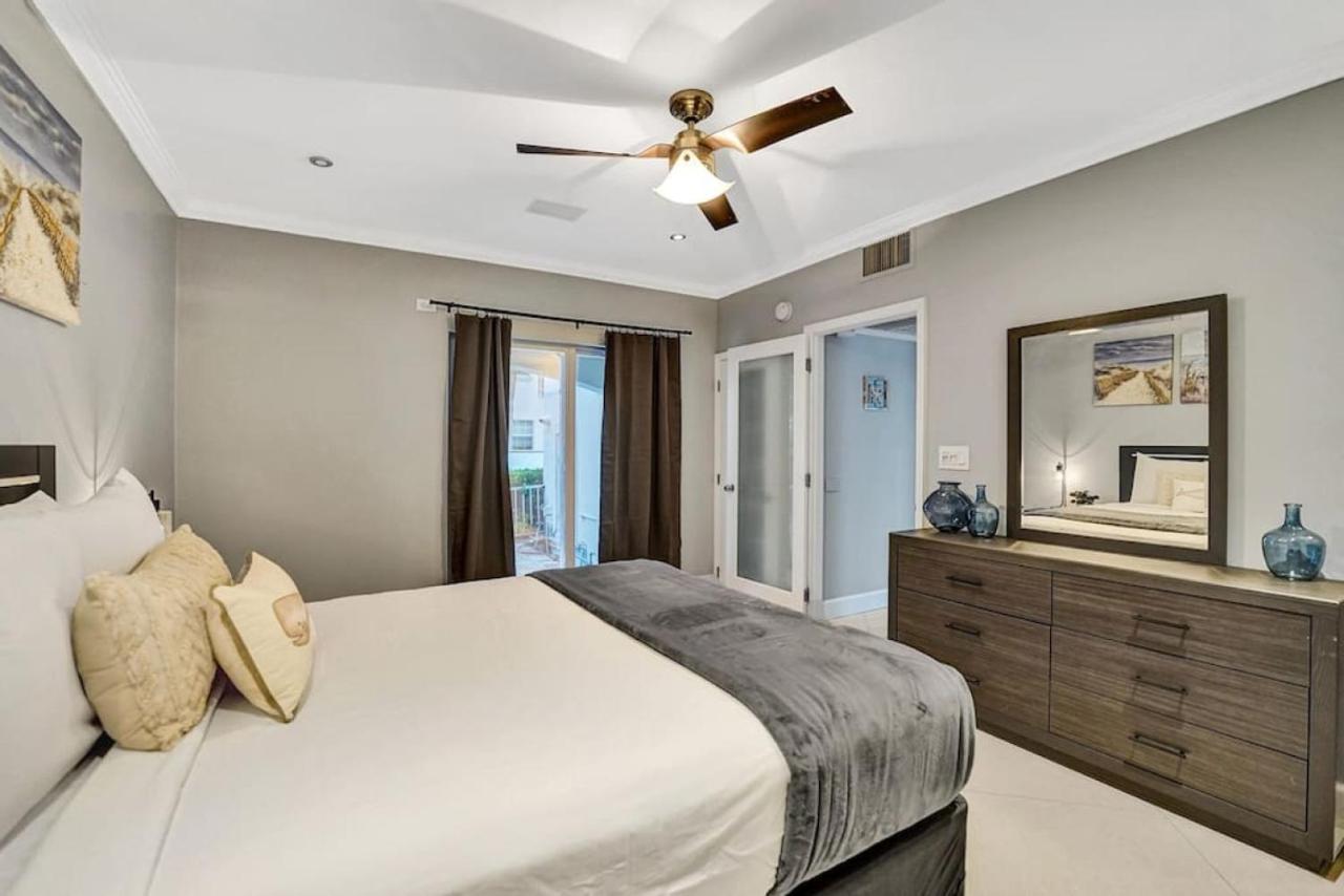 Isles Modern 1br Waterfront With Patio Apartment Fort Lauderdale