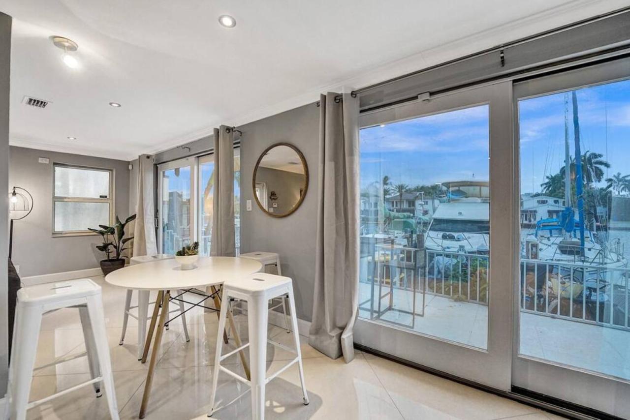Isles Modern 1br Waterfront With Patio Apartment *