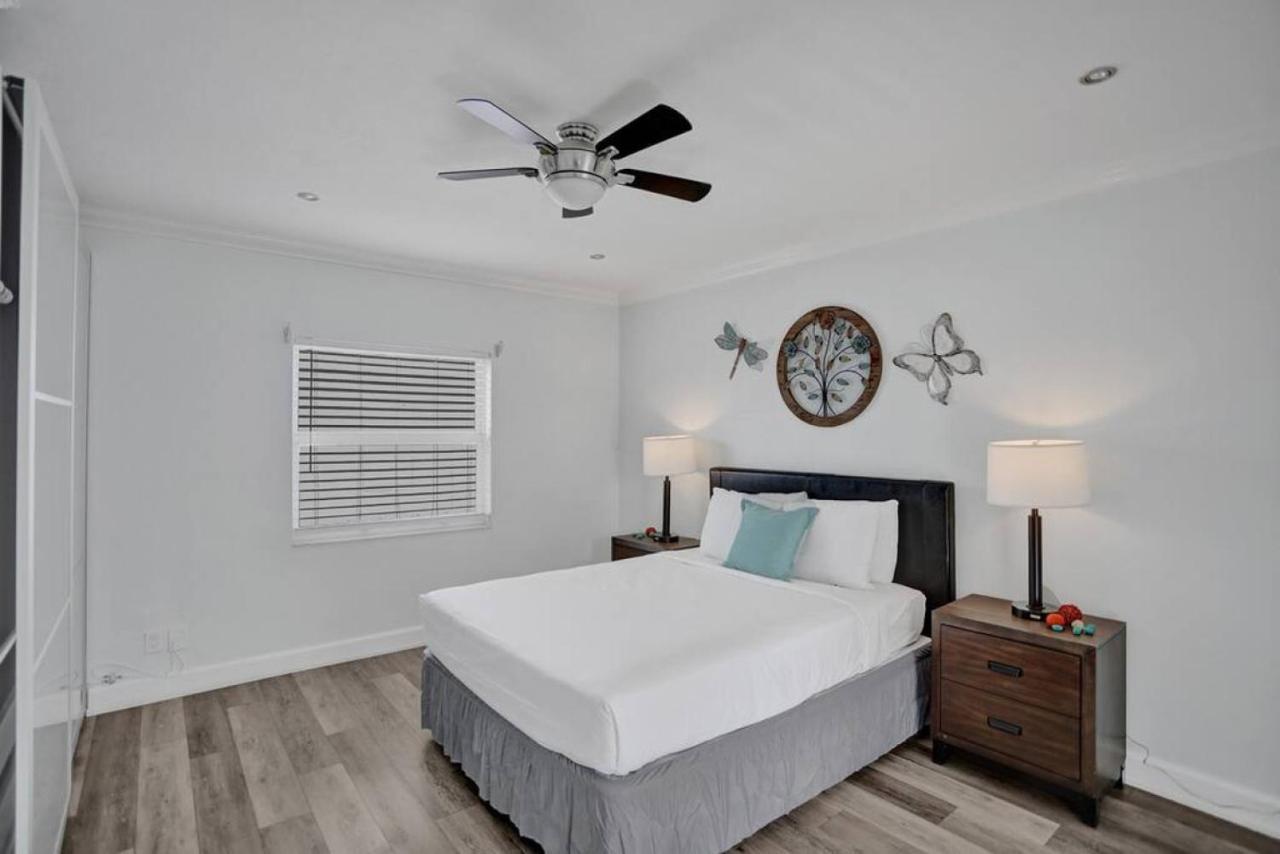 Isles Modern 1br In Lauderdale