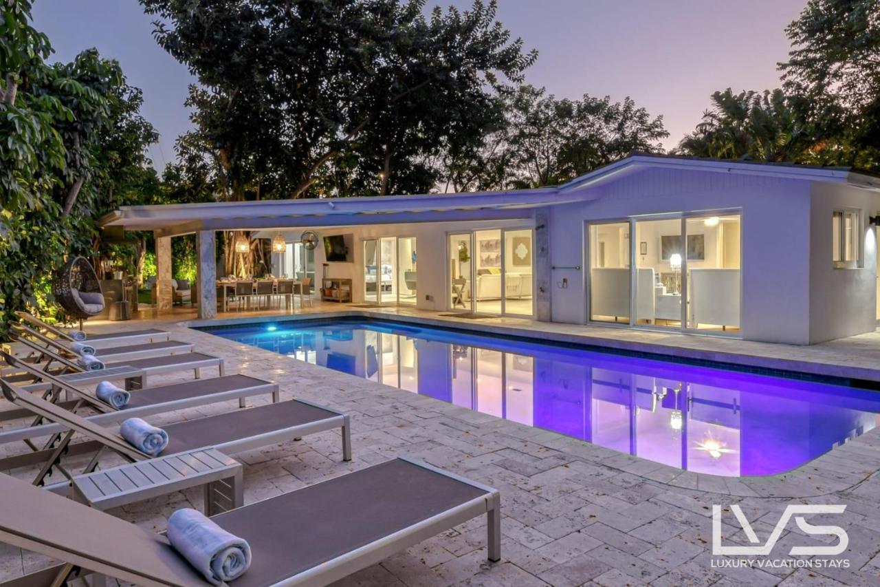 Cascada-luxe Heated Pool Hottub Wlk 2