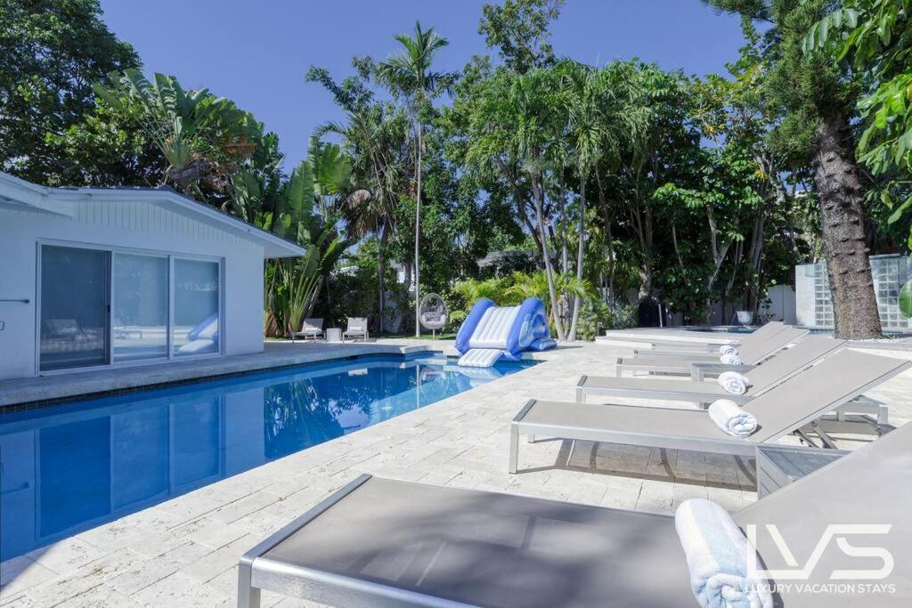 Cascada-luxe Heated Pool Hottub Wlk 2
